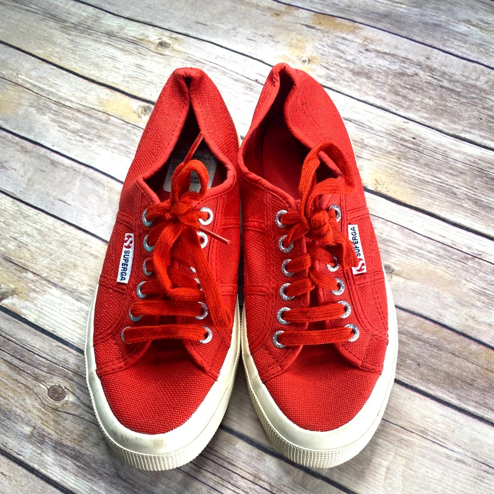 Superga 2750 Cotu Classic Red Canvas Low Top Sneakers Womens 8 EU 39